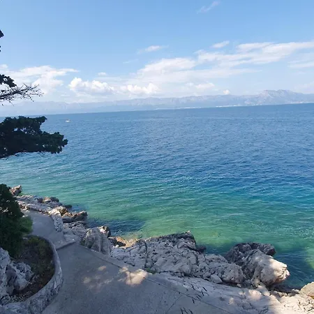 Villa Trpanj * トゥルパニ
