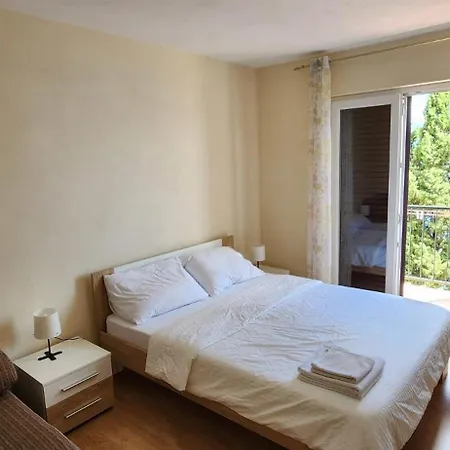 アパート Villa Trpanj